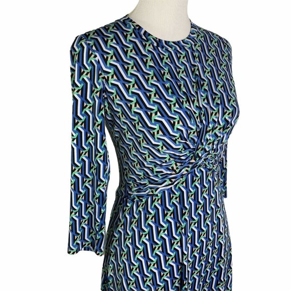 Donna Morgan Printed Twisted Front Stretch Dress - Picture 5 of 12